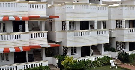 Odour Plus Resorts Chennai Luaran gambar